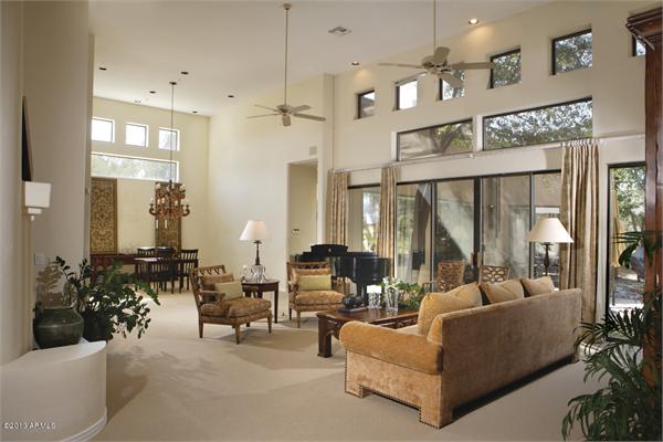 Luxury Homes in Scottsdale Arizona - SINGLE LEVEL GAINEY RANCH HOME photo-3