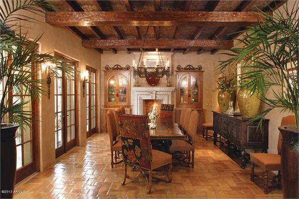 Luxury Homes in Scottsdale Arizona - THE TIMELESS APPEAL OF A EUROPEAN VILLA photo 3