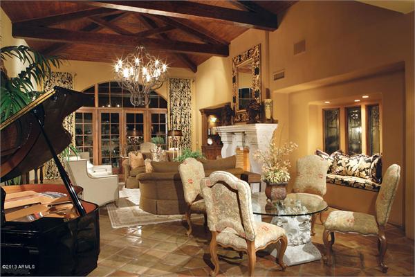 Luxury Homes in Scottsdale Arizona - THE TIMELESS APPEAL OF A EUROPEAN VILLA photo 5
