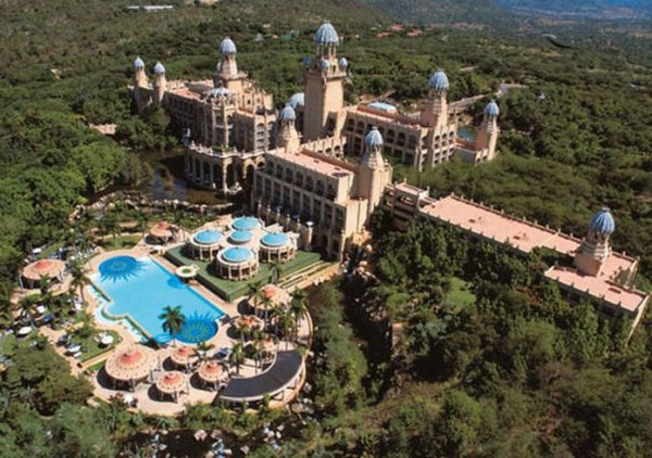 The 5 Most Luxurious Casinos in the World - Sun City Resort photo