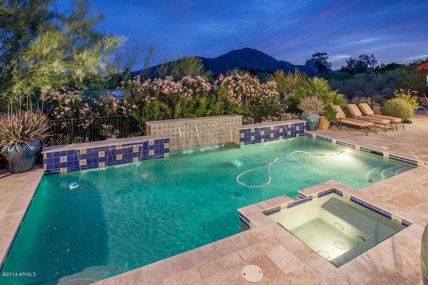 1.10 acre luxury home in Paradise Valley, Arizona-6