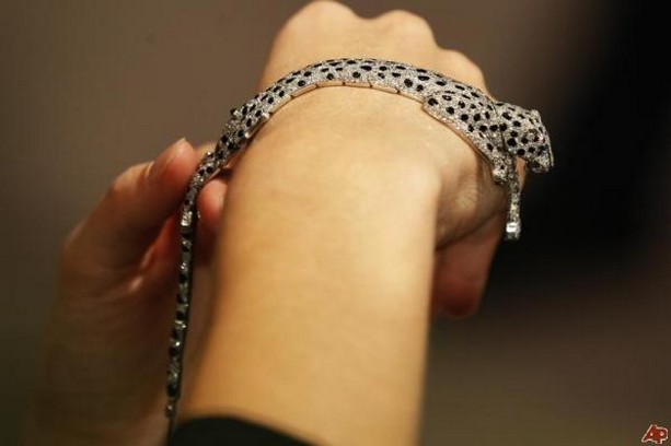 #9 Wallis Simpson Panther Bracelet: .4 Million