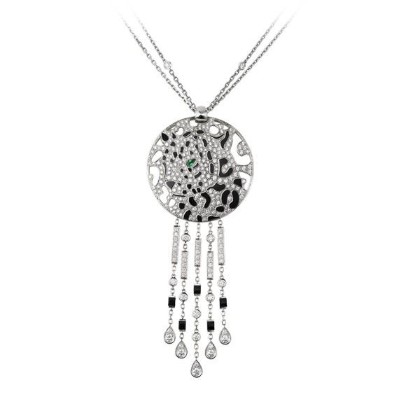 18K white gold necklace with a panther-decor pendant. Pendant set with diamonds, one emerald eye and black lacquer spots. Sticks set with onyx and diamonds. Presented on a double chain set with diamonds, hook clasp. Necklace length: 45 cm. Pendant dimensions: 3.8 cm in diameter, 5.2 cm taller stick length.