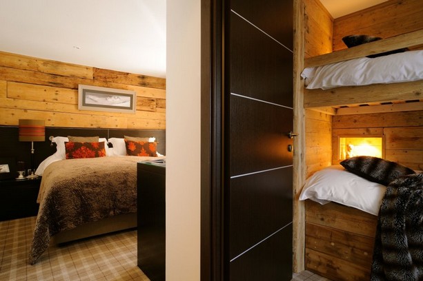 Chalet Abode Bedroom One Family Suite