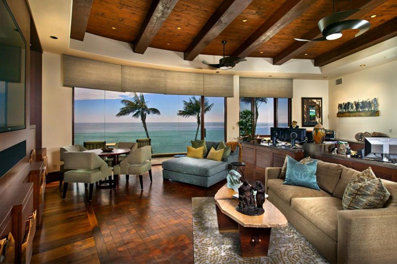Gorgeous Oceanfront Mega Mansion in Carlsbad, California 2