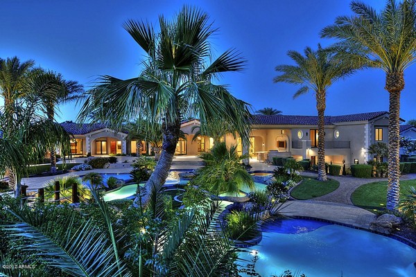 Luxury Paradise Valley Estate in Arizona-12