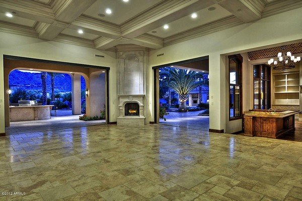 Luxury Paradise Valley Estate in Arizona-18