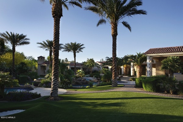 Luxury Paradise Valley Estate in Arizona-32