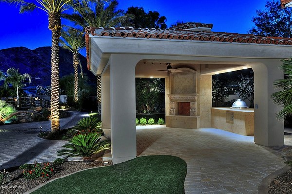 Luxury Paradise Valley Estate in Arizona-5