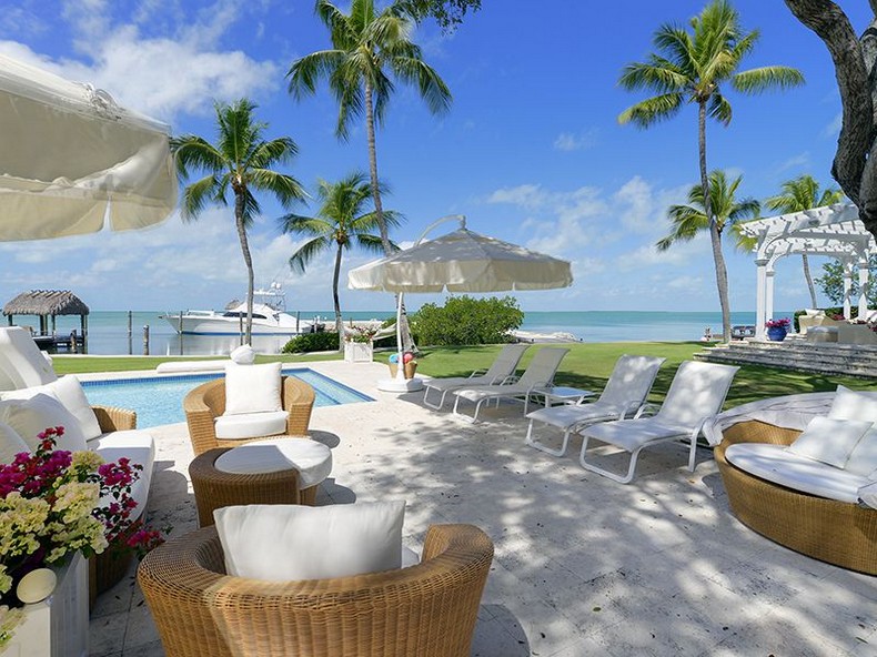 Luxury seafront villa with swimming pool in Islamorada, Florida photo 27