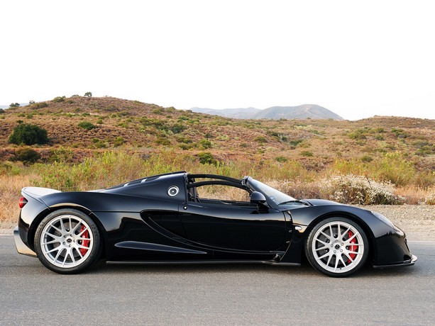 Million Dollar Luxury Hypercars - Hennessey Venom GT Spyder