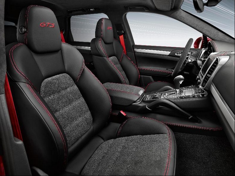 Porsche Cayenne GTS 2016 Interior Cabin