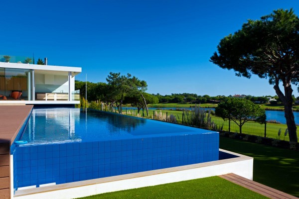 Posh Portuguese Residence With Beautiful Lake Views 7-Swimming-pool-600x400
