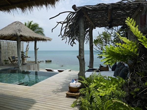 Song Saa Private Island Luxury Resort in Sihanoukville, Cambodia photo 11 - villa 22 deck 1 bed villa
