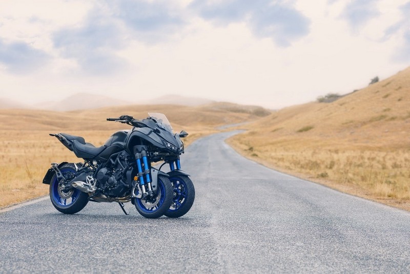 Yamaha presents the NIKEN 2018, an amazing highway motorcycle with 3 wheels
